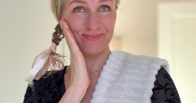 Face Yoga On Parklawn and Lakeshore